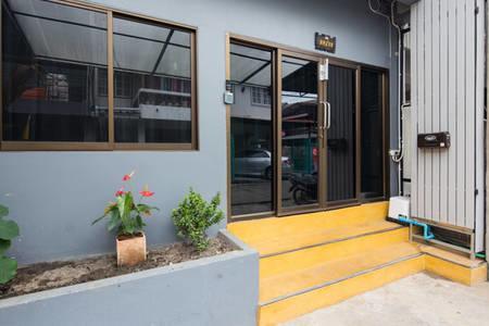 Luxury Town House In The Heart Of The Old छुट्टी का घर Chiang Mai